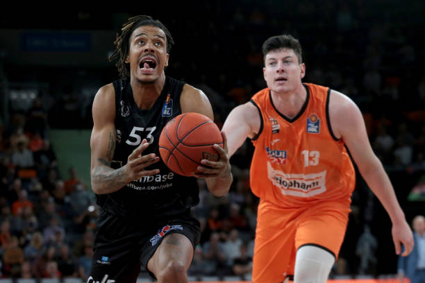 依靠流畅的 依靠流畅的